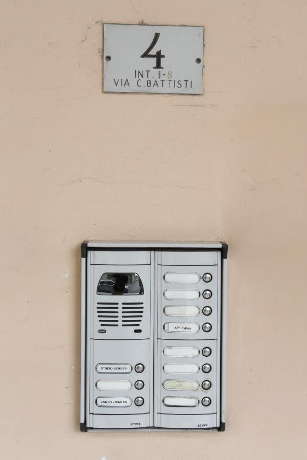 Pop Art House Near Venice Bed & Breakfast Mogliano Veneto Bagian luar foto