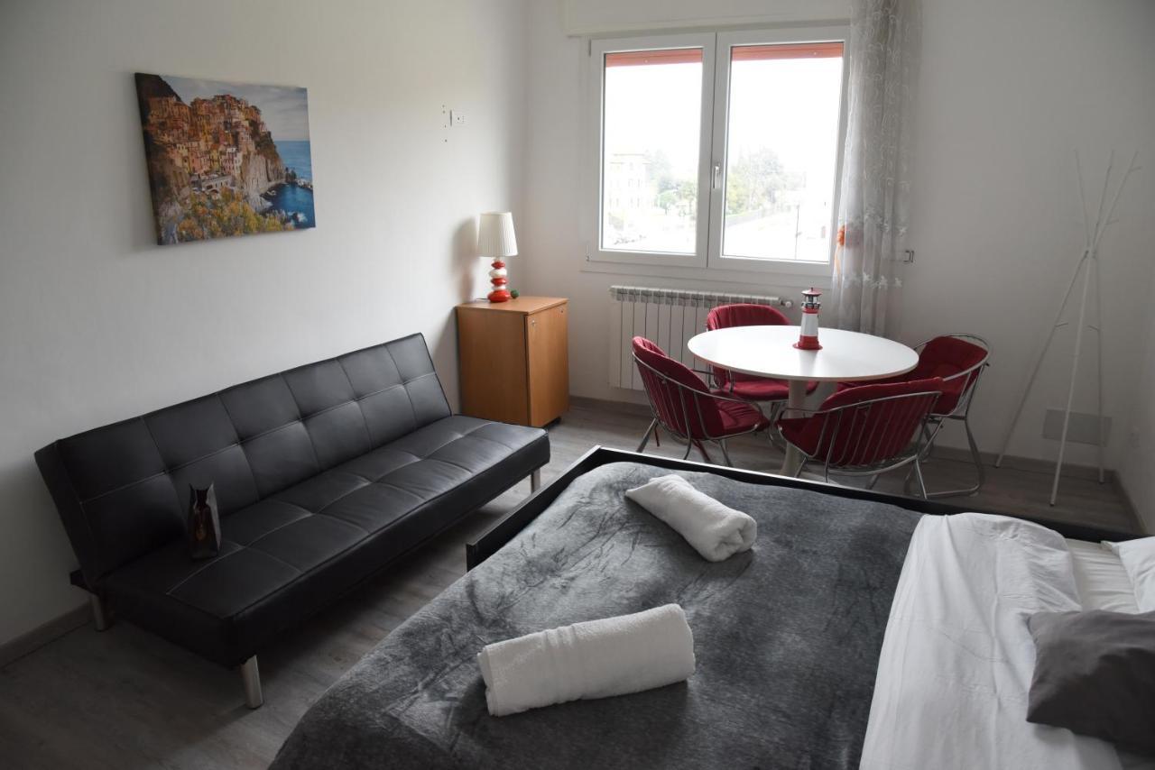 Pop Art House Near Venice Bed & Breakfast Mogliano Veneto Bagian luar foto