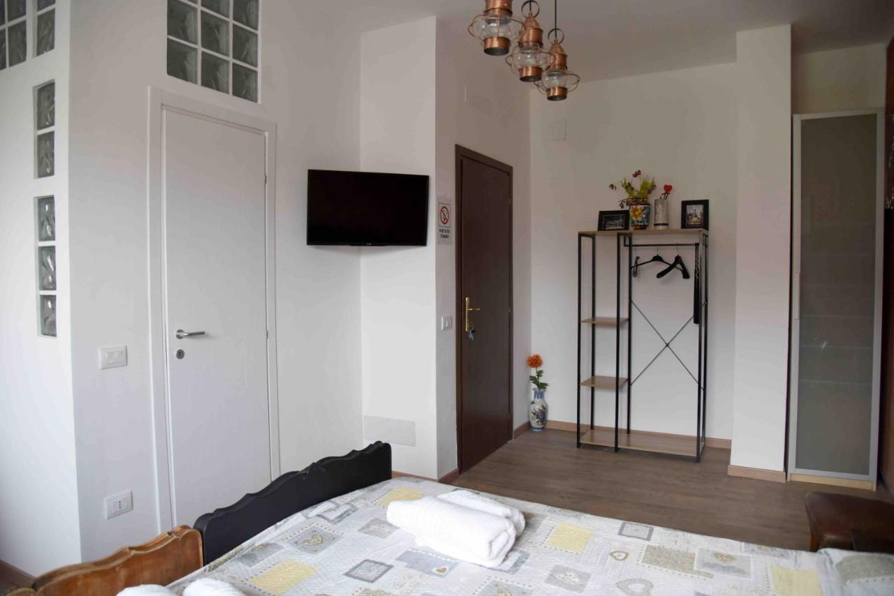 Pop Art House Near Venice Bed & Breakfast Mogliano Veneto Bagian luar foto